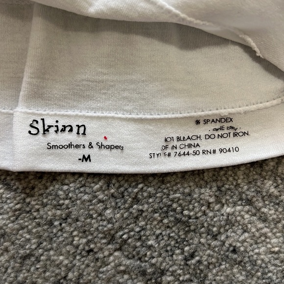 Reversible shape wear cami - Picture 4 of 4